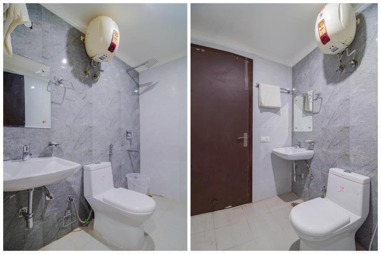 Hotel Classic New Delhi Bagian luar foto